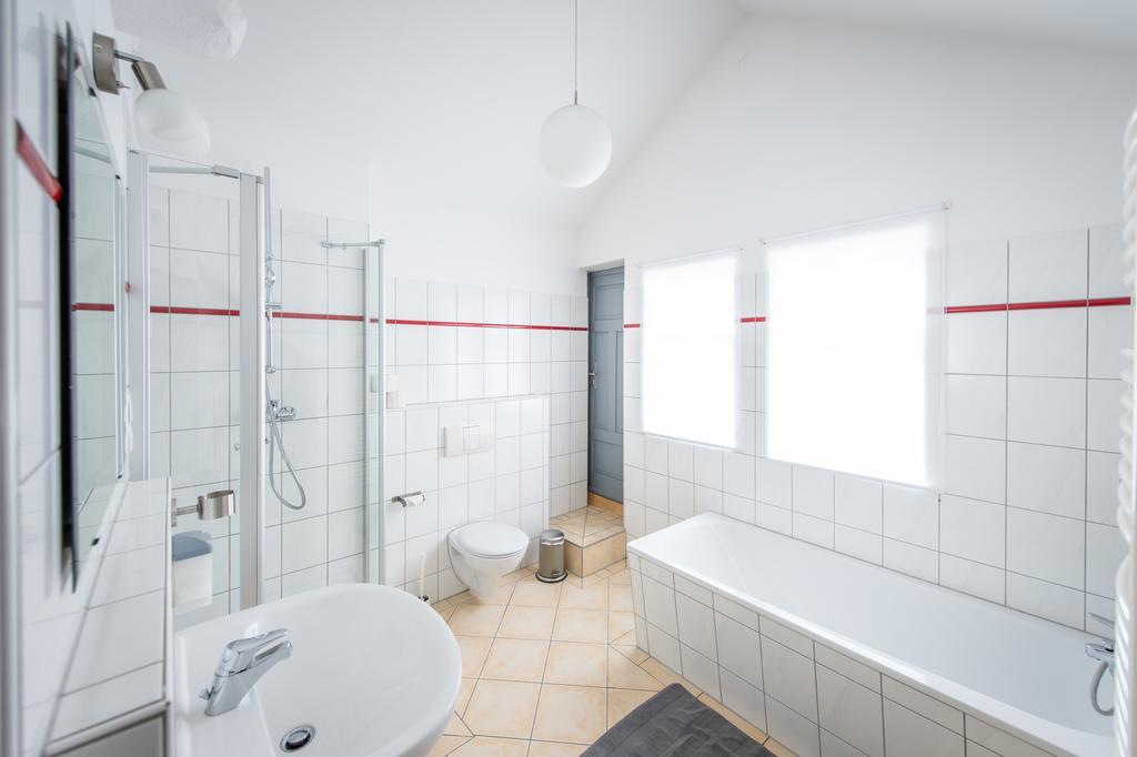 "Goethezimmer" Ferienwohnung Und Zimmer Am Burgplatz Weimar  Bagian luar foto